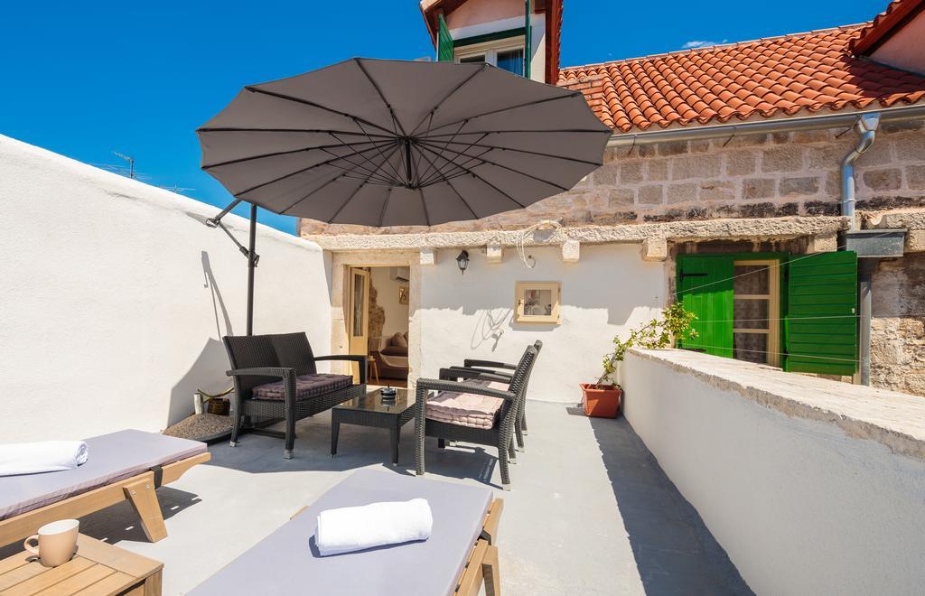 Apartment Cindro With Terrace
